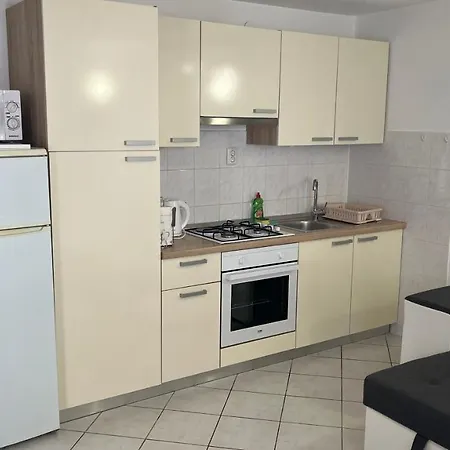 Ante Apartment Razanj