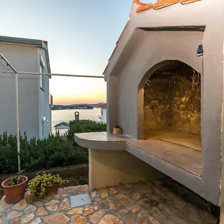 Ante Apartamento Ražanj