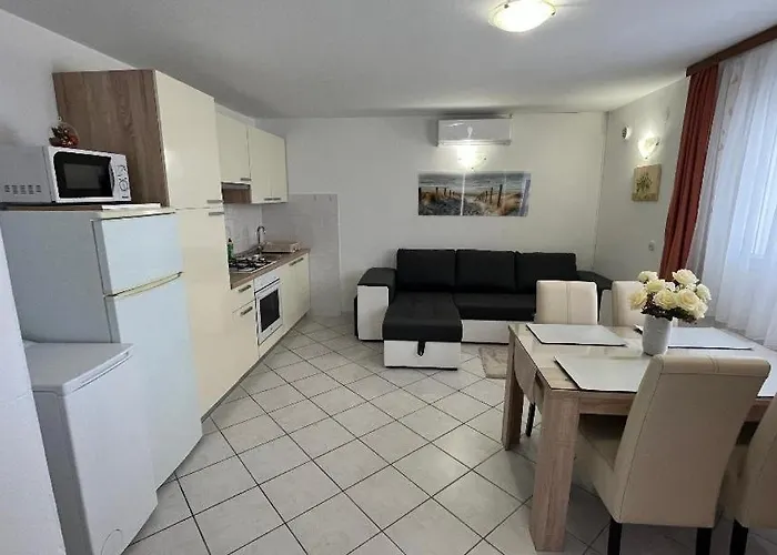 Appartement Ante Ražanj